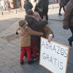 ABRAZOS GRATIS